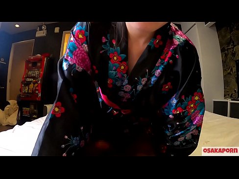 ❤️ Jong cosplay-meisie hou van seks tot orgasme met 'n spuit in 'n perdevrou en 'n blowjob. Asiatiese meisie met harige poes en pragtige tiete in tradisionele Japannese kostuum in amateurvideo wat masturbasie met fokspeelgoed wys. Sakura 3 OSAKAPORN. ❤️ Fok video  by porn af.redpornpictures.ru ❌❤